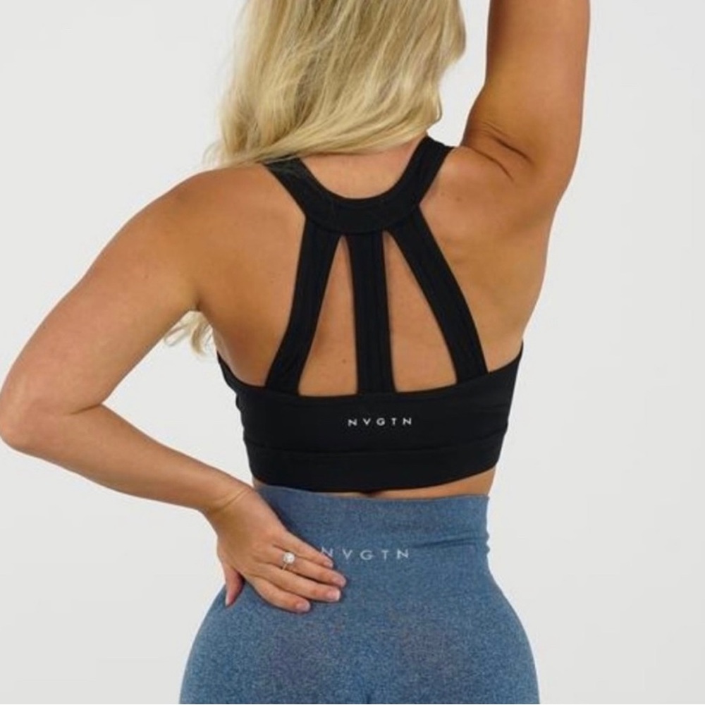 NWT NVGTN trio sports bra